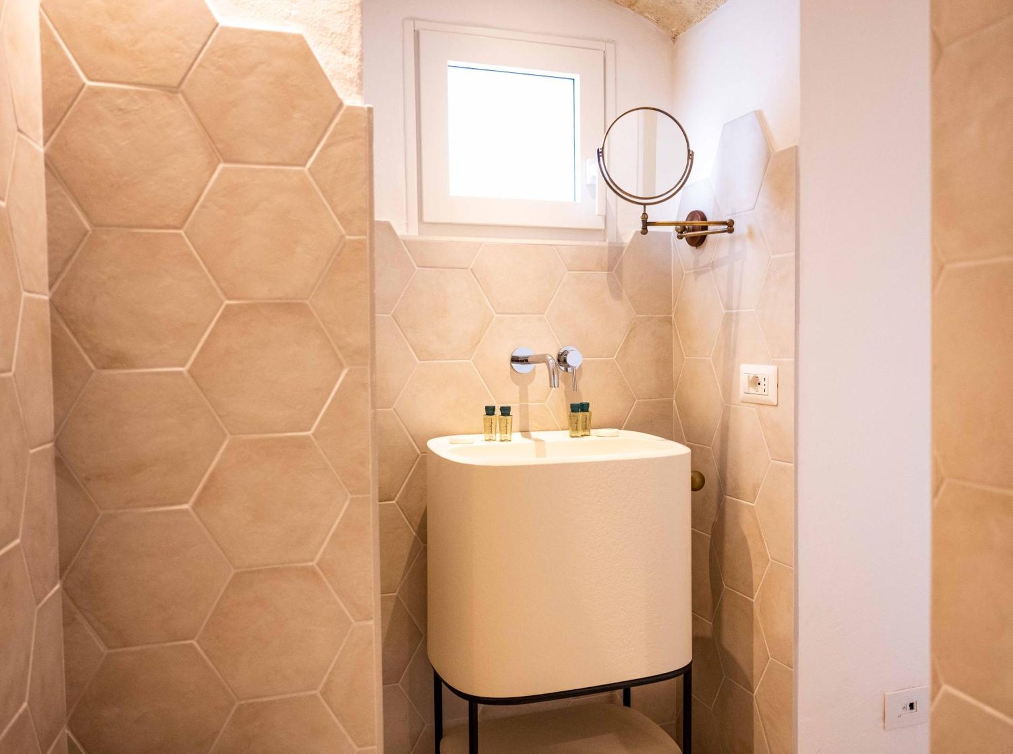 Vecchia Mottola Wellness Hotel Bagian luar foto