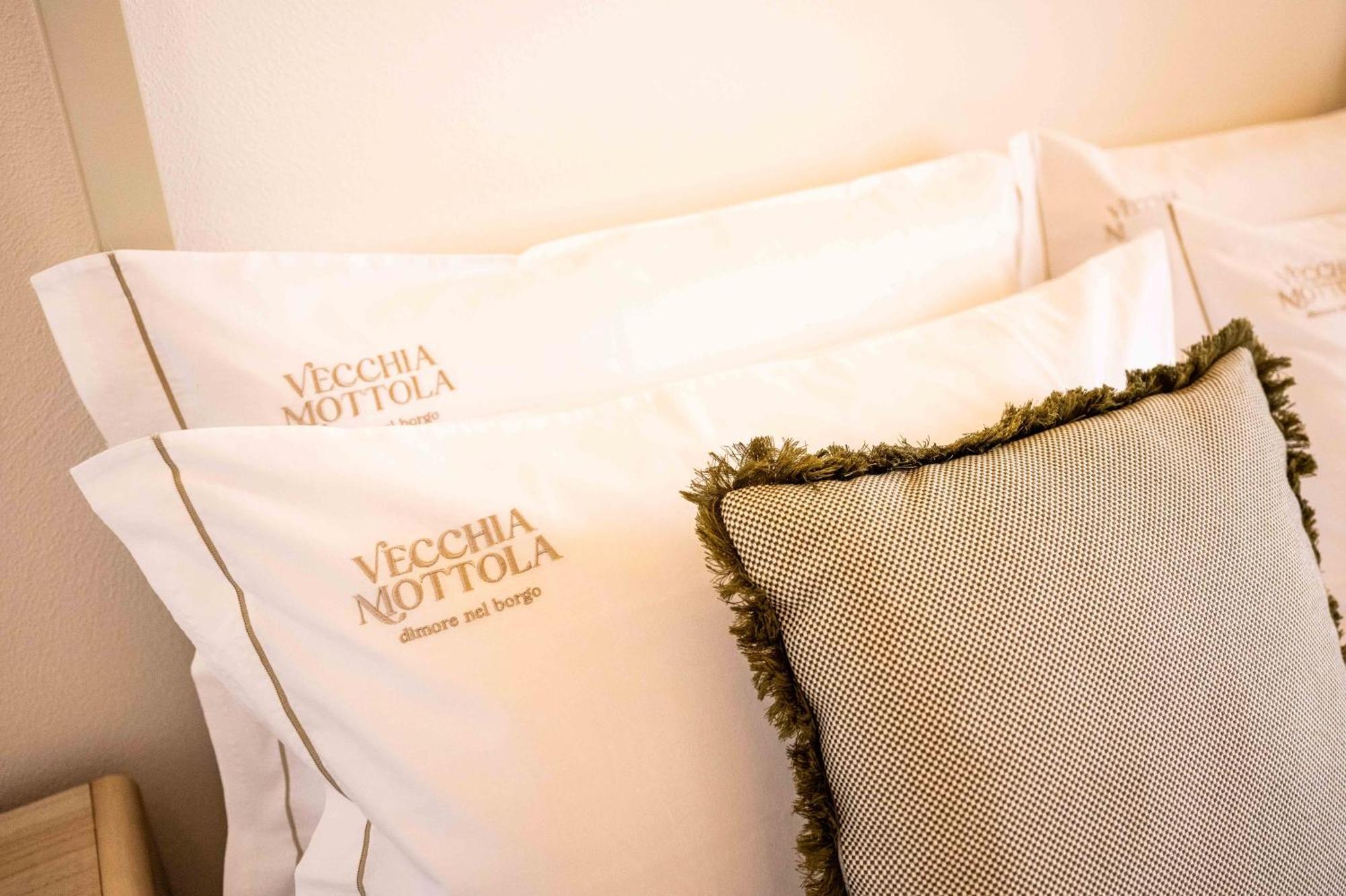 Vecchia Mottola Wellness Hotel Bagian luar foto