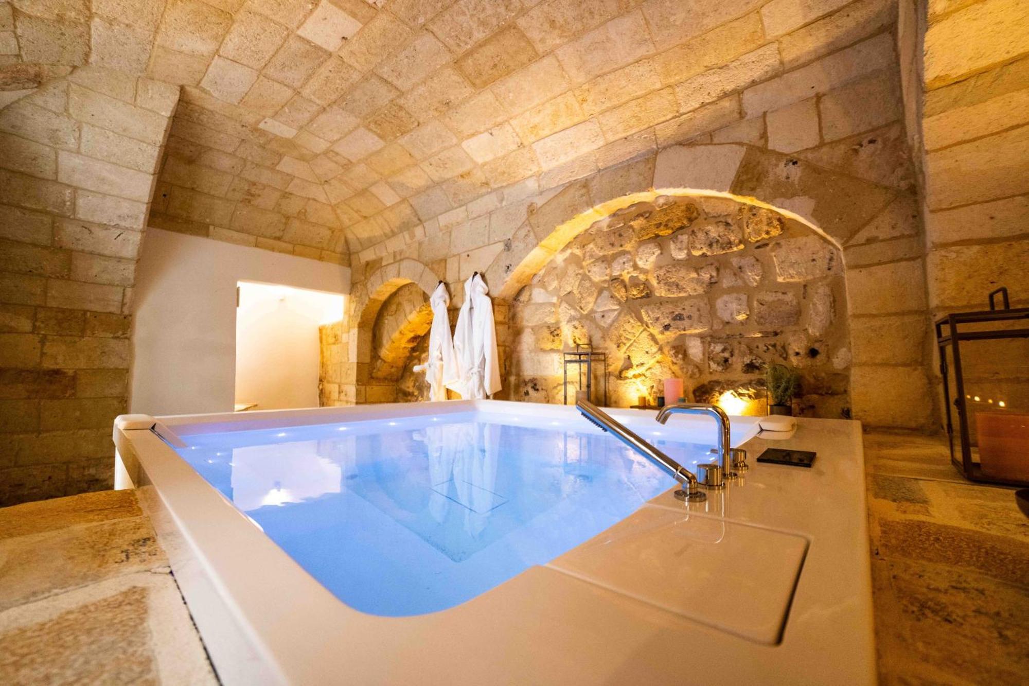 Vecchia Mottola Wellness Hotel Bagian luar foto